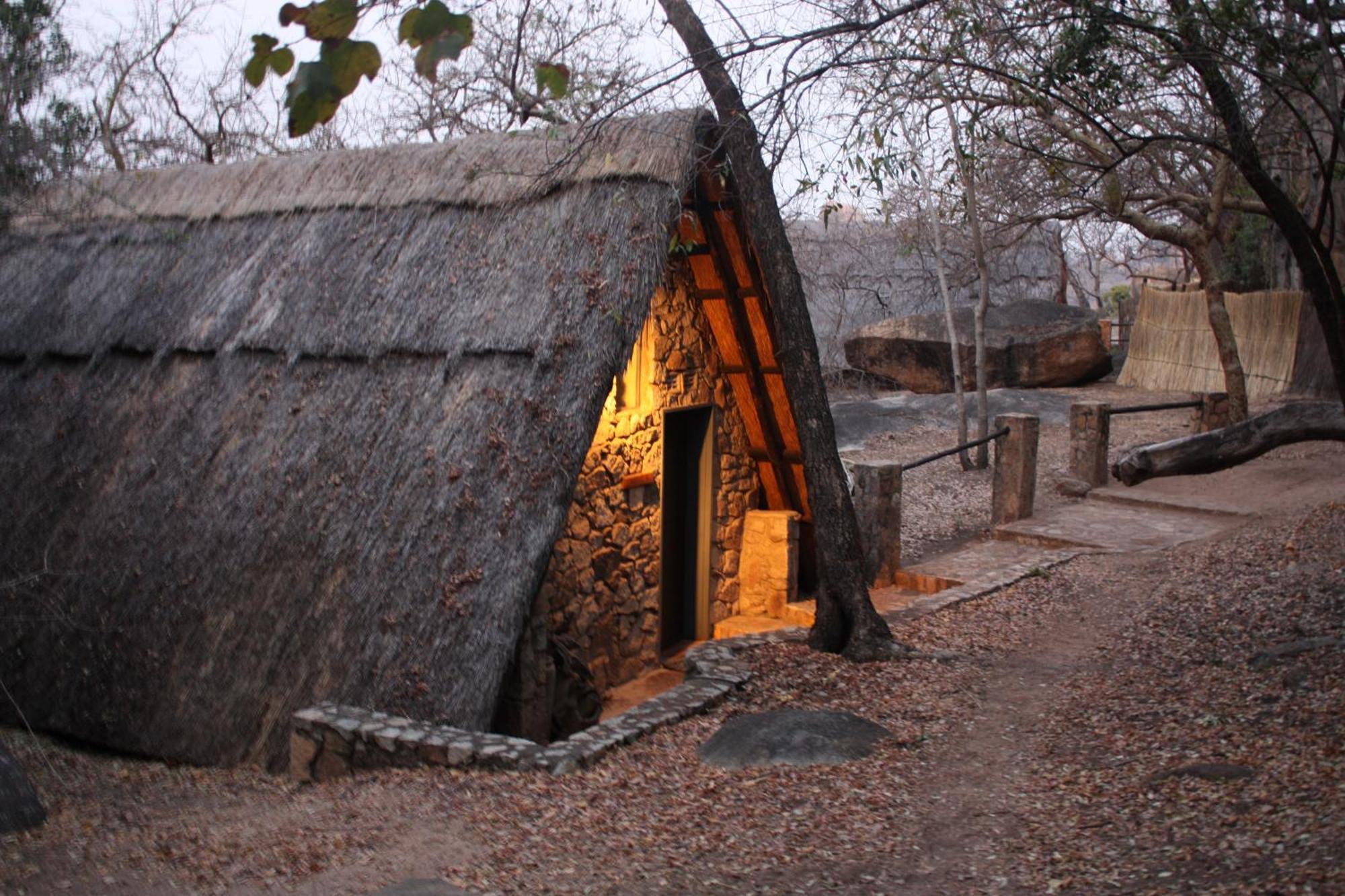 Villa Big Cave Camp Matopos Esterno foto